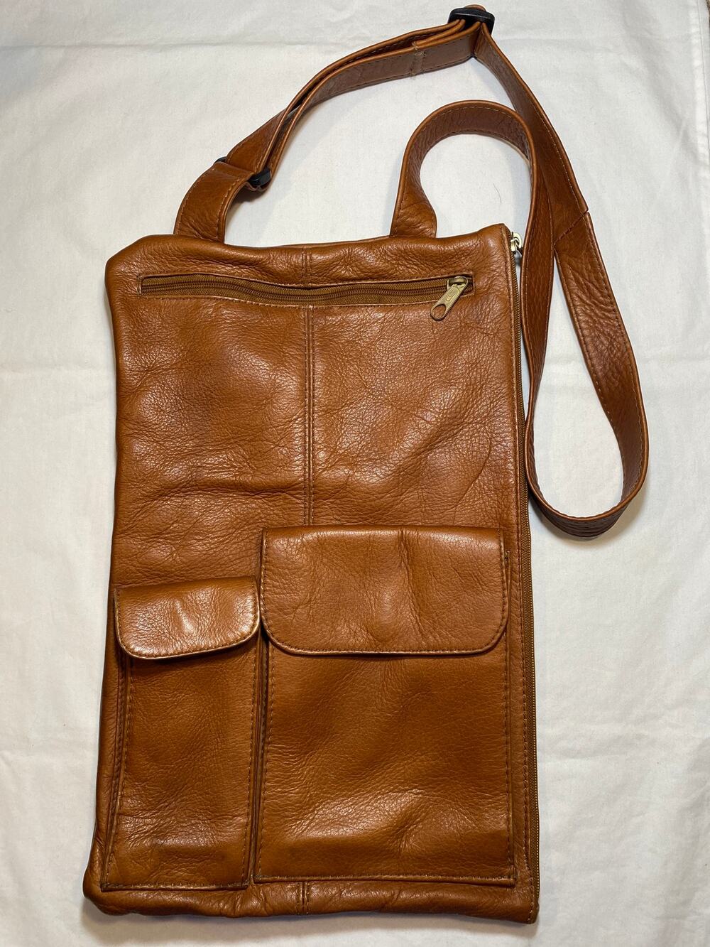 Vintage TravelSmith Brown Leather Crossbody Bag Organizer Purse